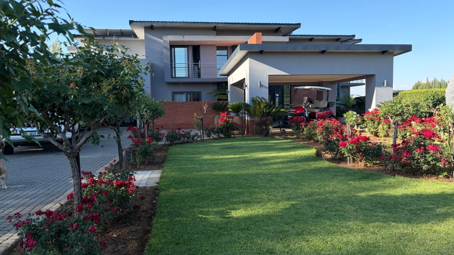 4 Bedroom Property for Sale in Grimbeeck Park North West